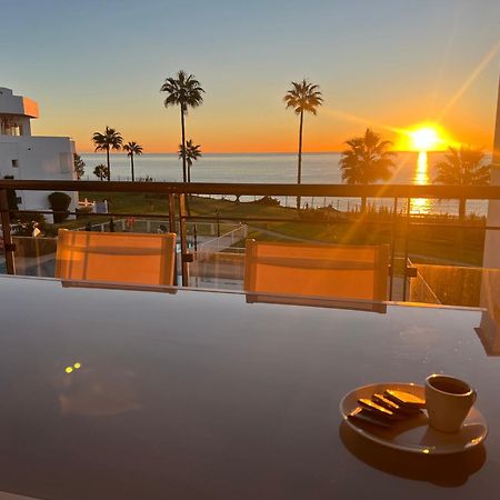 Sunrise Beach Front - Casares Del Mar Extérieur photo